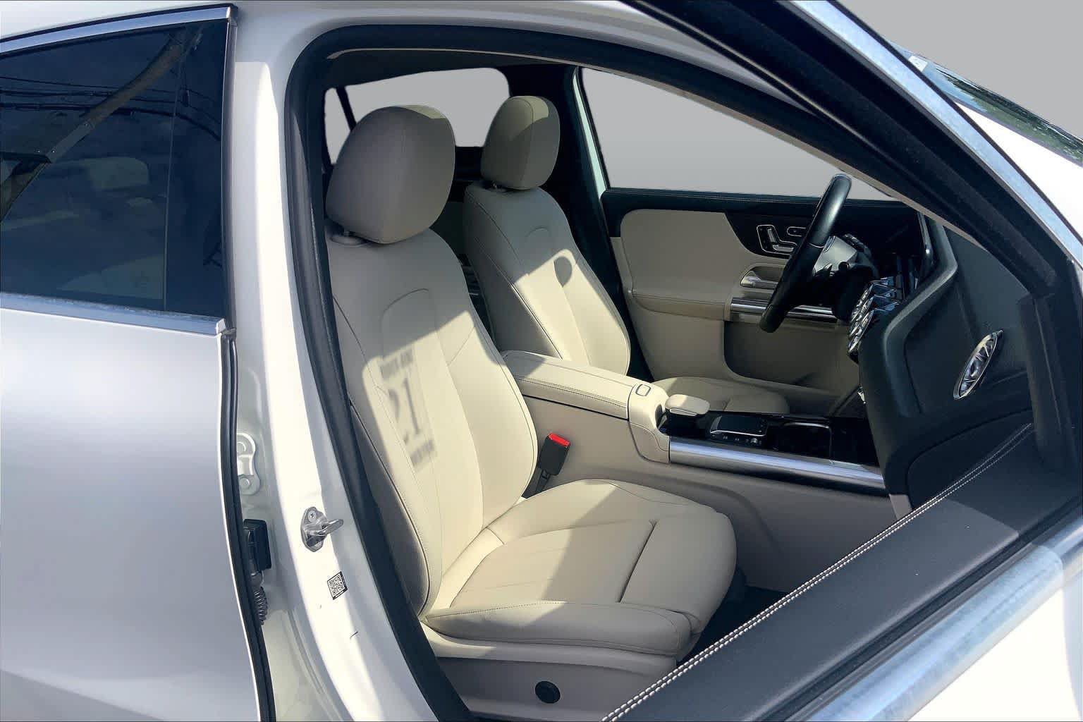 Used 2021 Mercedes-Benz GLA 250 4MATIC image 8