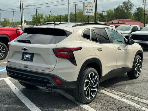 New 2026 Chevrolet Trax RS w/ Driver Confidence Package image 6