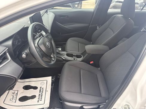 Used 2023 Toyota Corolla LE FWD image 11