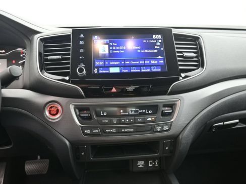 Used 2021 Honda Ridgeline RTL image 12