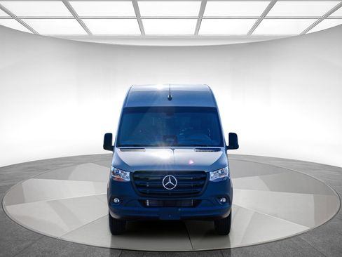 New 2026 Mercedes-Benz Sprinter 2500 image 6