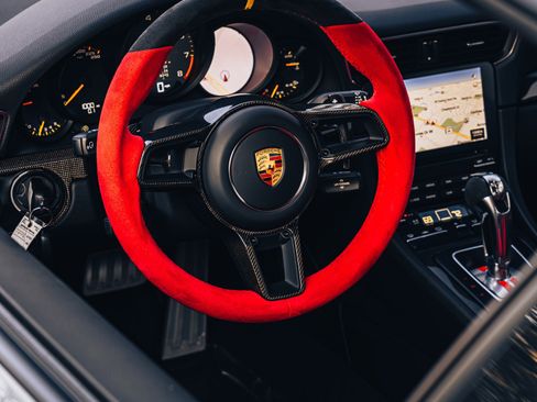 Used 2019 Porsche 911 GT2 RS image 70