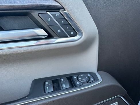 Certified 2023 Chevrolet Silverado 1500 LTZ AWD/4WD image 5