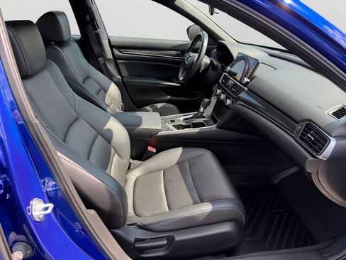 Used 2022 Honda Accord Sport image 12