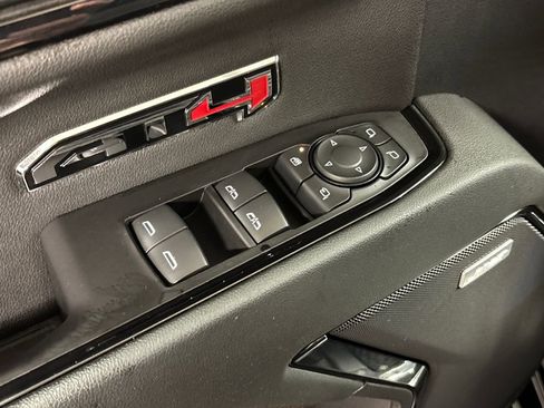 Used 2024 GMC Sierra 1500 AT4 w/ AT4 Premium Package image 23