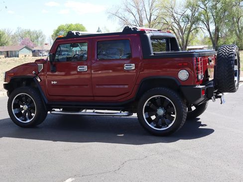 Used 2005 HUMMER H2 SUT w/ Preferred Equipment Group AWD/4WD image 8