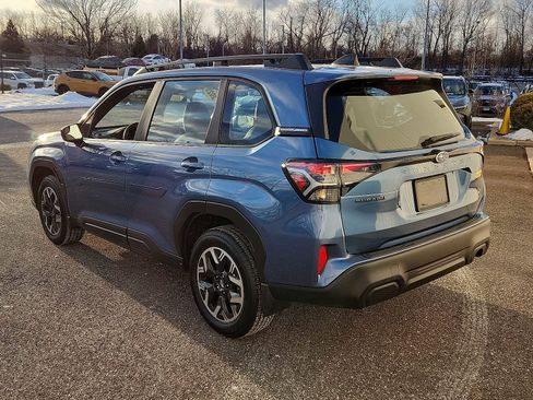 Certified 2025 Subaru Forester image 4