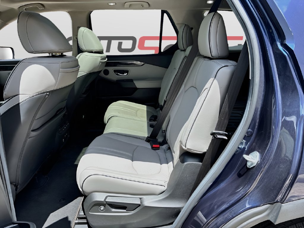 Used 2025 Honda Pilot Elite image 26