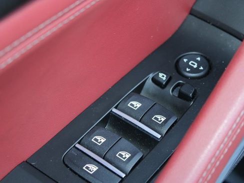 Used 2024 BMW X6 M60i w/ Dynamic Handling Package image 22