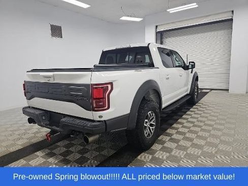 Used 2018 Ford F150 Raptor w/ Equipment Group 802A Luxury AWD/4WD image 4