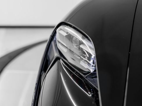 Certified 2023 Porsche Taycan 4S image 13