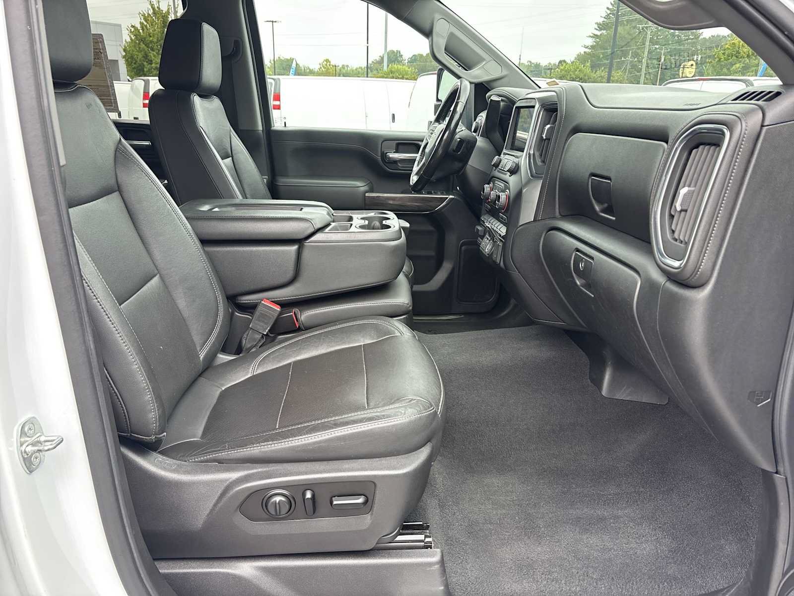 Used 2020 Chevrolet Silverado 2500 LTZ AWD/4WD image 26