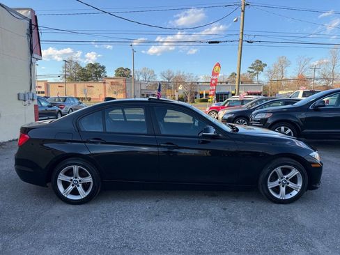 Used 2013 BMW 320i xDrive Sedan image 8