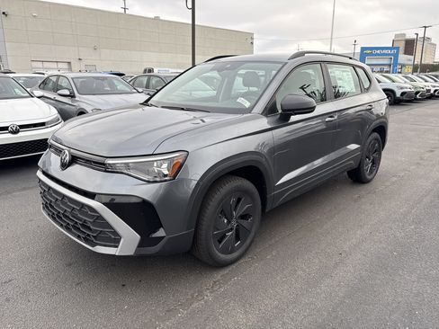 New 2026 Volkswagen Taos S image 4