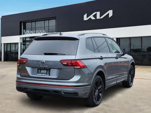 Used 2022 Volkswagen Tiguan SE R-Line FWD image 5