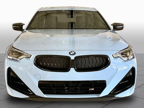 Used 2025 BMW M240i Coupe RWD image 3