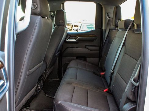 Used 2024 GMC Sierra 1500 Elevation image 33