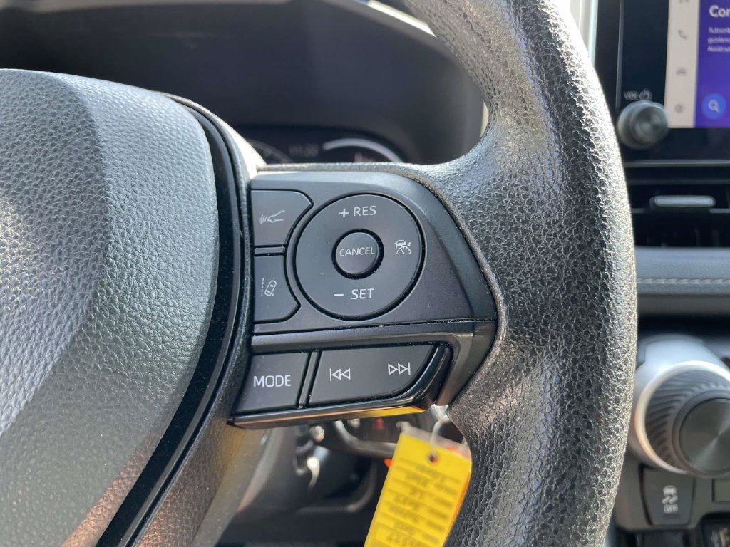 Used 2025 Toyota RAV4 LE FWD image 19