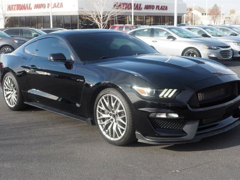 Used 2016 Ford Mustang Shelby GT350 w/ Technology Package image 3