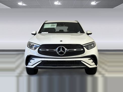 New 2025 Mercedes-Benz GLC 350e 4MATIC image 5