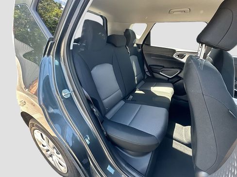Used 2023 Kia Soul LX FWD image 24
