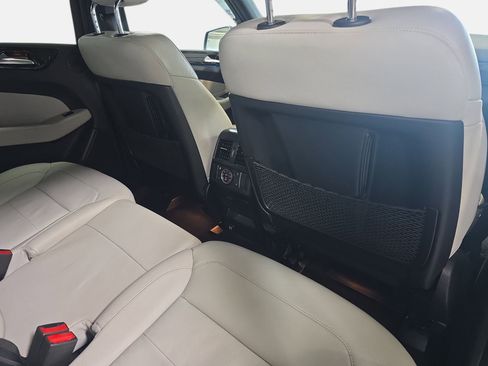 Used 2019 Mercedes-Benz GLS 450 4MATIC image 11