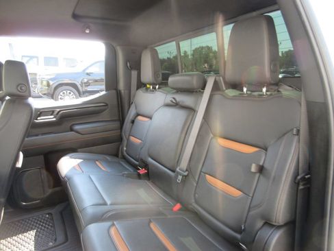 Used 2024 GMC Sierra 1500 AT4 w/ AT4 Premium Package AWD/4WD image 22