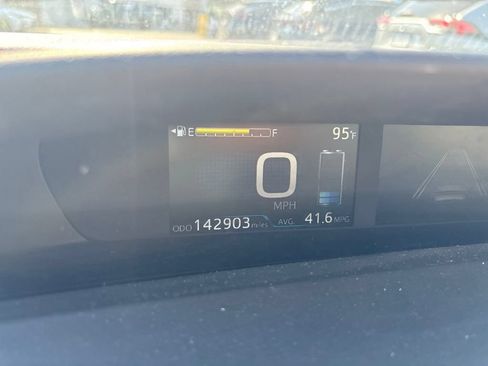 Used 2018 Toyota Prius One w/ Carpet Mat Package FWD image 24