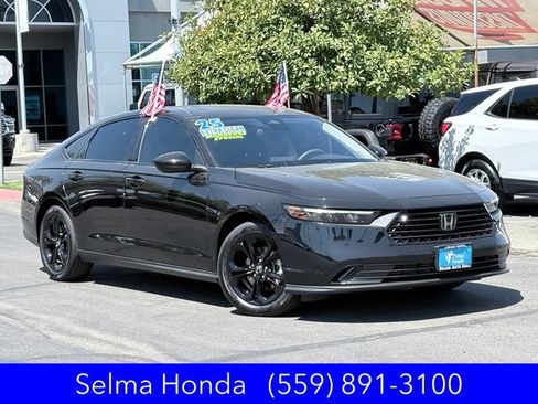 Certified 2025 Honda Accord SE image 2