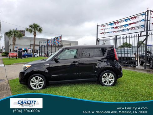 Used 2016 Kia Soul + FWD image 5