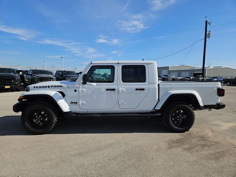 New 2026 Jeep Gladiator Sport image 6