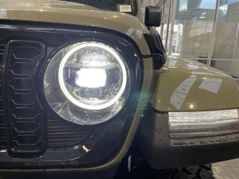 New 2026 Jeep Gladiator Willys image 5