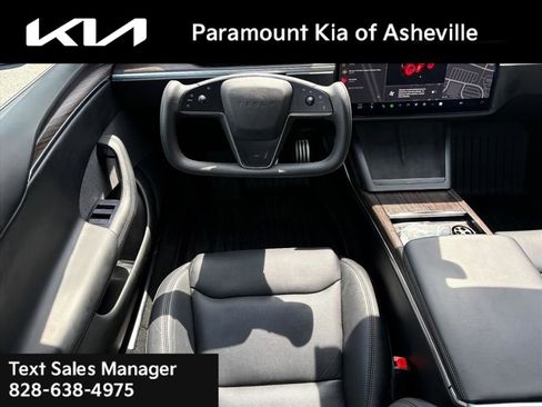 Used 2022 Tesla Model S image 24