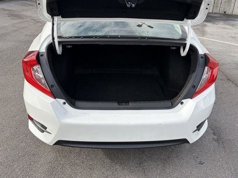 Used 2018 Honda Civic EX-L image 7