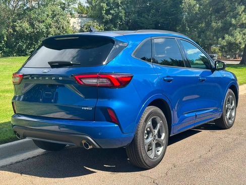 Used 2023 Ford Escape ST-Line w/ Tech Pack #1 AWD/4WD image 7