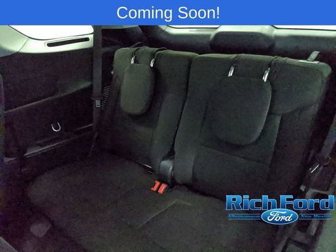 Certified 2023 Ford Explorer XLT w/ Class IV Trailer Tow Package image 18