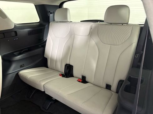 Used 2025 Hyundai Palisade Calligraphy image 39
