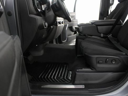 Used 2023 Chevrolet Silverado 1500 LT image 15