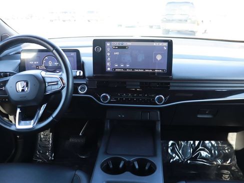 Certified 2024 Honda Prologue Touring image 15