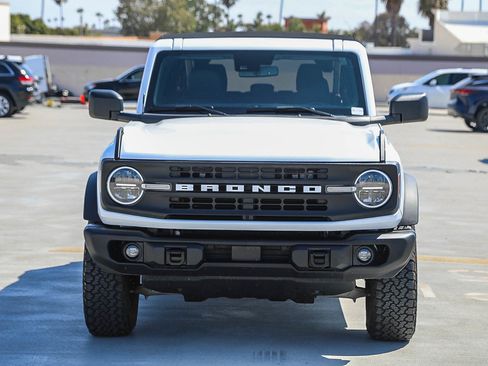 Used 2024 Ford Bronco Black Diamond AWD/4WD image 2