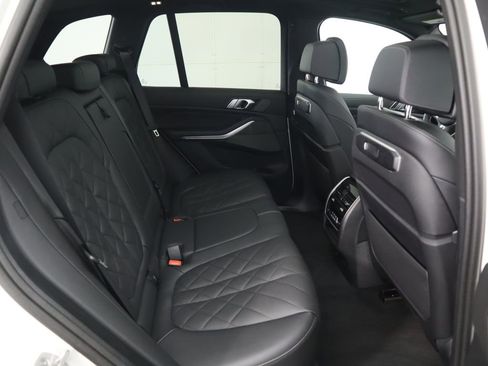 Certified 2025 BMW X5 M60i w/ Climate Comfort Package image 23