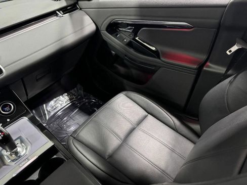 Used 2023 Land Rover Range Rover Evoque SE image 17