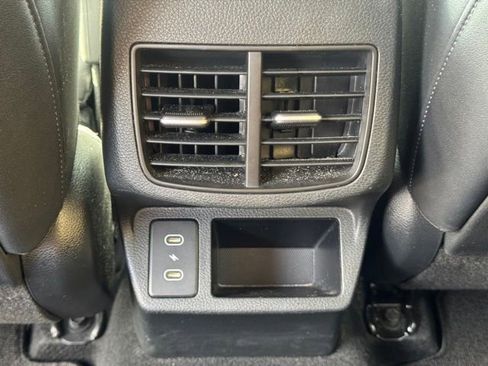 Certified 2024 Kia Seltos S FWD image 12