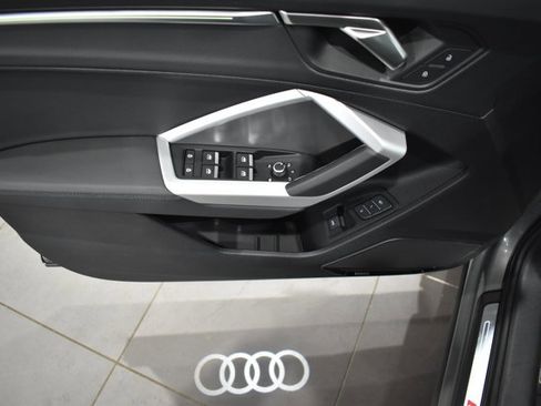 Used 2024 Audi Q3 2.0T Premium Plus w/ Premium Plus Package image 35