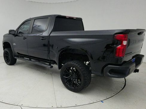 Used 2024 Chevrolet Silverado 1500 LT RWD image 17