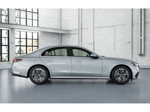 New 2026 Mercedes-Benz E 450 4MATIC Sedan image 2
