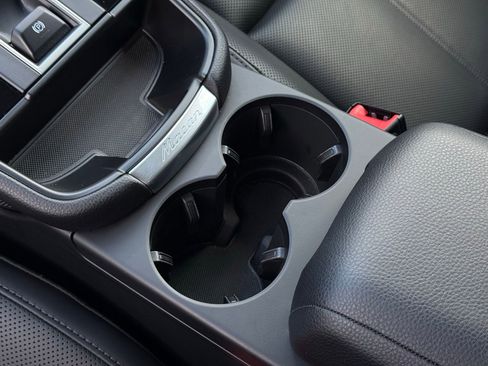 Used 2026 Porsche Macan image 23