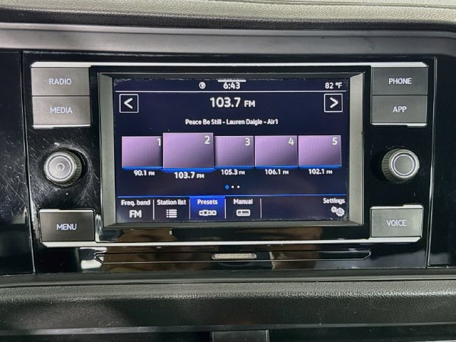 Used 2020 Volkswagen Jetta R-Line FWD image 15
