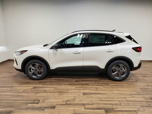 New 2025 Ford Escape ST-Line w/ Tech Pack #1 image 8
