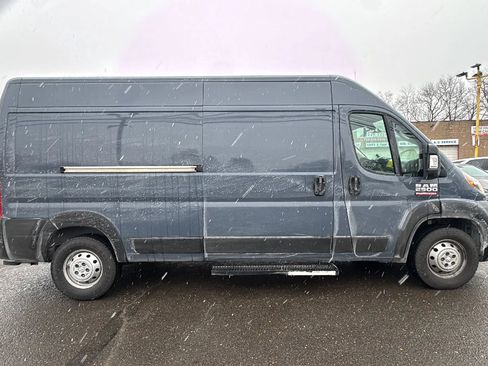 Used 2019 RAM ProMaster 2500 image 4